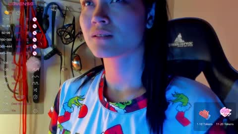 scarlet taylor kennedy online show from 04.15.26