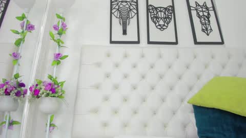 Snapshot of scarlet_stan22 chatting on 01.09.25 Isa online show from 01.09.25