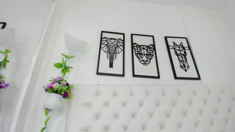 Snapshot of scarlet_stan22 chatting on 02.13.25 Isa online show from 02.13.25