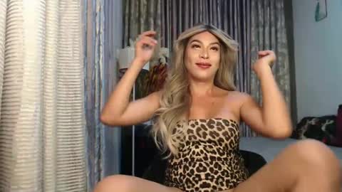 scarlet online show from 01.08.25