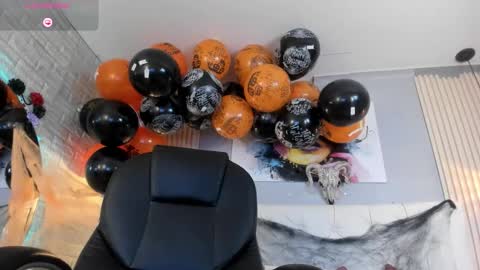 Scarlet online show from 10.24.25