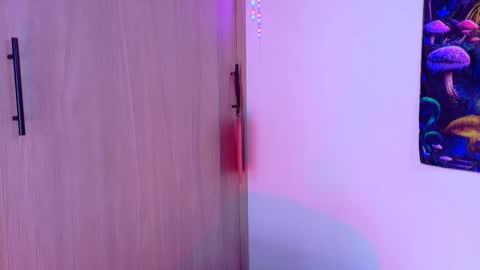 Snapshot of scarletblaze_ chatting on 10.27.25 Scarlet online show from 10.27.25