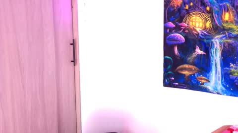 Snapshot of scarletblaze_ chatting on 11.08.25 Scarlet online show from 11.08.25