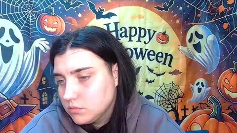 Snapshot of scarletcargo chatting on 10.28.25 ScarletCargo online show from 10.28.25