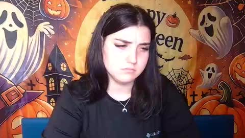 Snapshot of scarletcargo chatting on 11.01.25 ScarletCargo online show from 11.01.25