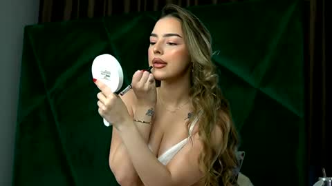 Snapshot of scarletcoles chatting on 02.07.26 Scarlet online show from 02.07.26