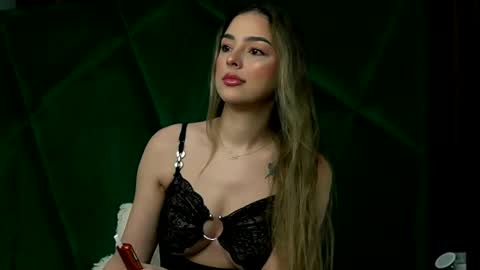 Snapshot of scarletcoles chatting on 03.02.26 Scarlet online show from 03.02.26