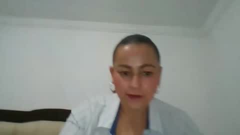 Snapshot of scarletglow1 chatting on 12.05.25 scarletglow1 online show from 12.05.25