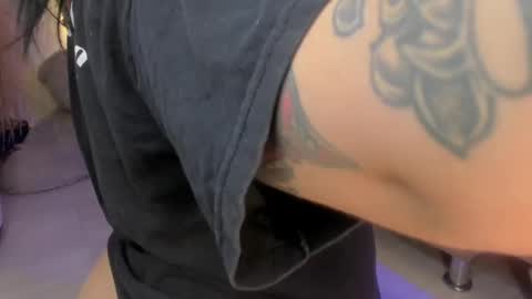 Scarleth... but not Scarleth Johansson. online show from 12.13.24