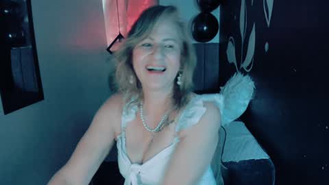 S C A R L E T online show from 12.11.24