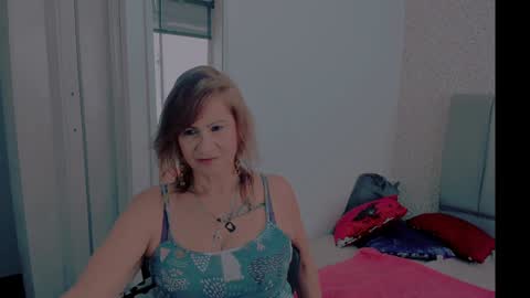 S C A R L E T online show from 01.17.25