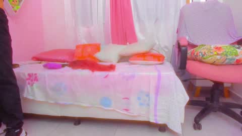 Scarletliz online show from 12.04.24