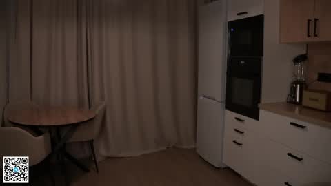 Scarlet online show from 04.13.26