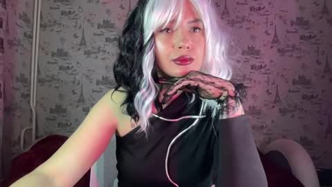 scarletpetal online show from 10.30.25