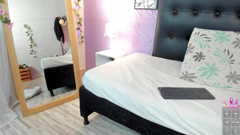 Scarlett online show from 09.19.25