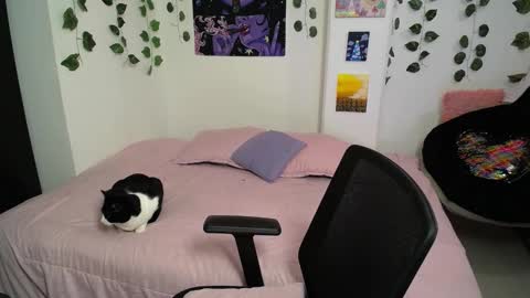 Snapshot of scarlett_blackthorne chatting on 09.23.25 Scarlett Blackthorne online show from 09.23.25