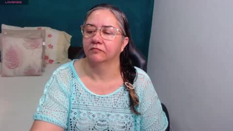 Snapshot of scarlett_duboi1 chatting on 05.10.26 Scarlett online show from 05.10.26