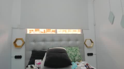 Snapshot of scarlett_fox20 chatting on 03.09.25 scarlett_fox20 online show from 03.09.25