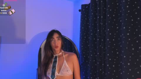 Snapshot of scarlett_grand chatting on 01.11.25 Scarlett Grand online show from 01.11.25