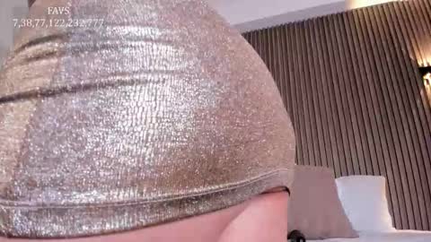 Snapshot of scarlett_model_ chatting on 10.24.25 Mon to Sat 545pm to 1030pm col online show from 10.24.25