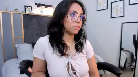 Scarllett online show from 11.30.25