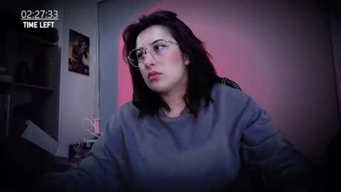 Snapshot of scarlett_sen chatting on 07.14.26 Mistress Scarlett online show from 07.14.26