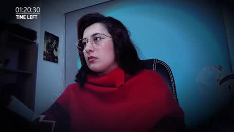 Snapshot of scarlett_sen chatting on 07.20.26 Mistress Scarlett online show from 07.20.26