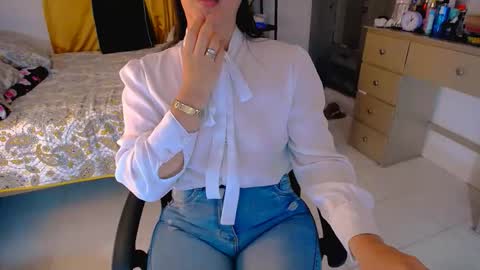 scarlet online show from 04.15.26