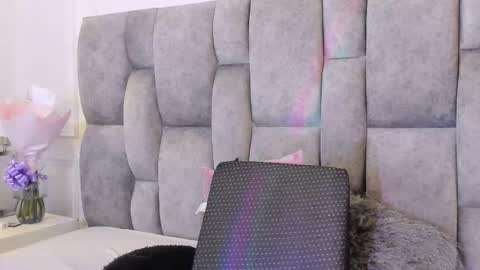 Scarlet  online show from 03.20.26