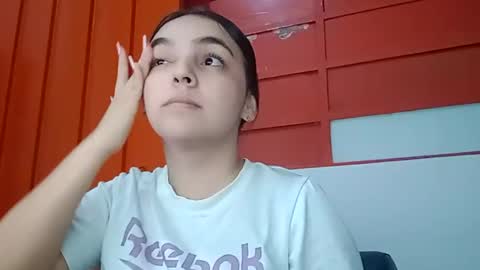 Isabella online show from 12.31.24