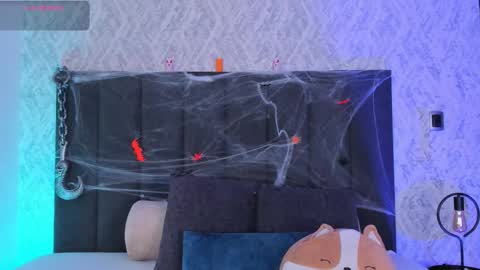 Snapshot of scarlett_vegga chatting on 10.30.25 Scarlett online show from 10.30.25