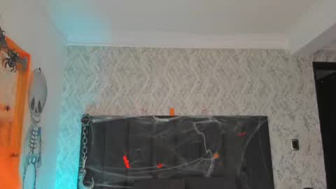 Snapshot of scarlett_vegga chatting on 10.31.25 Scarlett online show from 10.31.25