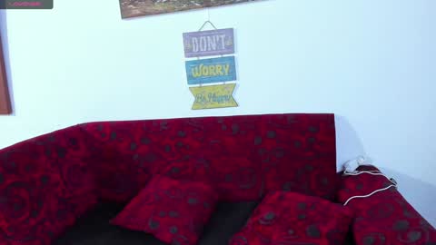 Daniela Camacho  online show from 01.18.25