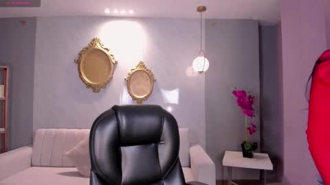 Sacrlett Blaze online show from 01.08.26