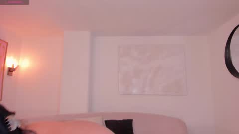 Scarlett online show from 12.03.25