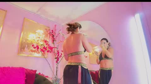 Snapshot of scarlette04 chatting on 02.17.26 SCARLETTE online show from 02.17.26