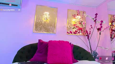 Snapshot of scarlette04 chatting on 02.19.26 SCARLETTE online show from 02.19.26