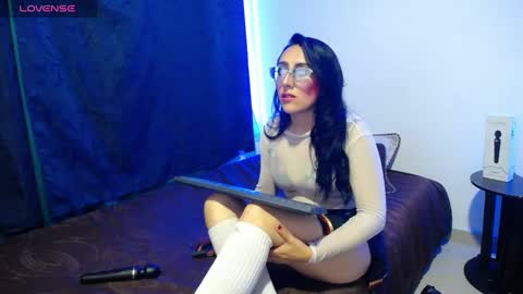 Scarlette online show from 01.20.25