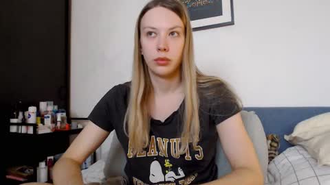 Snapshot of scarlettford chatting on 02.13.26 Scarlett online show from 02.13.26