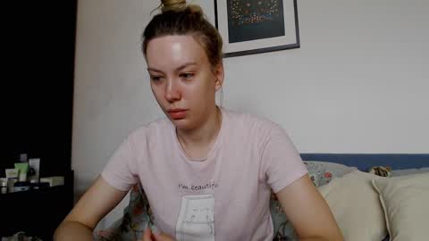 Snapshot of scarlettford chatting on 02.20.26 Scarlett online show from 02.20.26