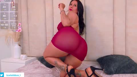 Snapshot of scarlettmore chatting on 11.21.25 Scarlett online show from 11.21.25