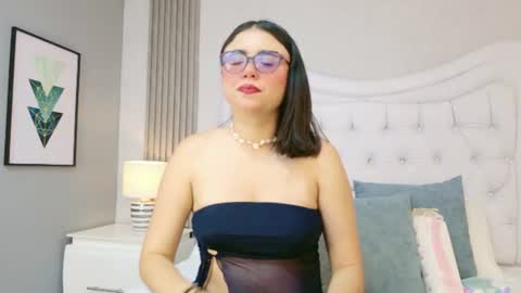 Snapshot of scarlettpetrovaa chatting on 06.23.26 Scarlett Petrova online show from 06.23.26
