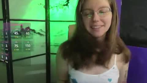 Snapshot of scarlettsrose chatting on 06.26.26 Scarlett online show from 06.26.26