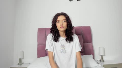 scarlettt_moon online show from 01.06.25