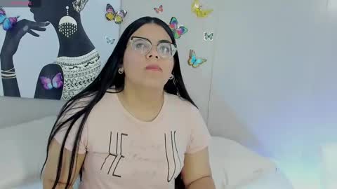 Snapshot of scarlettwhitmore chatting on 10.07.25 Scarlett Whitmore online show from 10.07.25