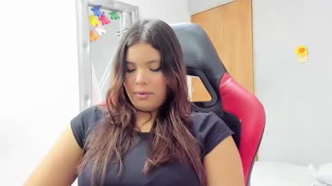 scarllet_lan online show from 01.27.25