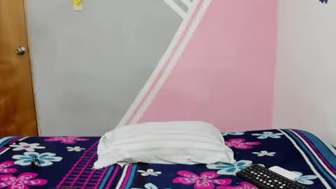 scarllet_lan online show from 02.09.25