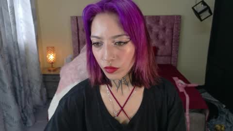 Snapshot of scarllett_bdsm chatting on 04.12.26 Scarllett online show from 04.12.26