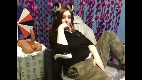 Snapshot of scarslutwitch chatting on 02.22.26 ScarSlutWitch online show from 02.22.26