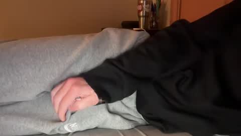 Snapshot of scb894682 chatting on 12.09.24 Skinny College Boy online show from 12.09.24